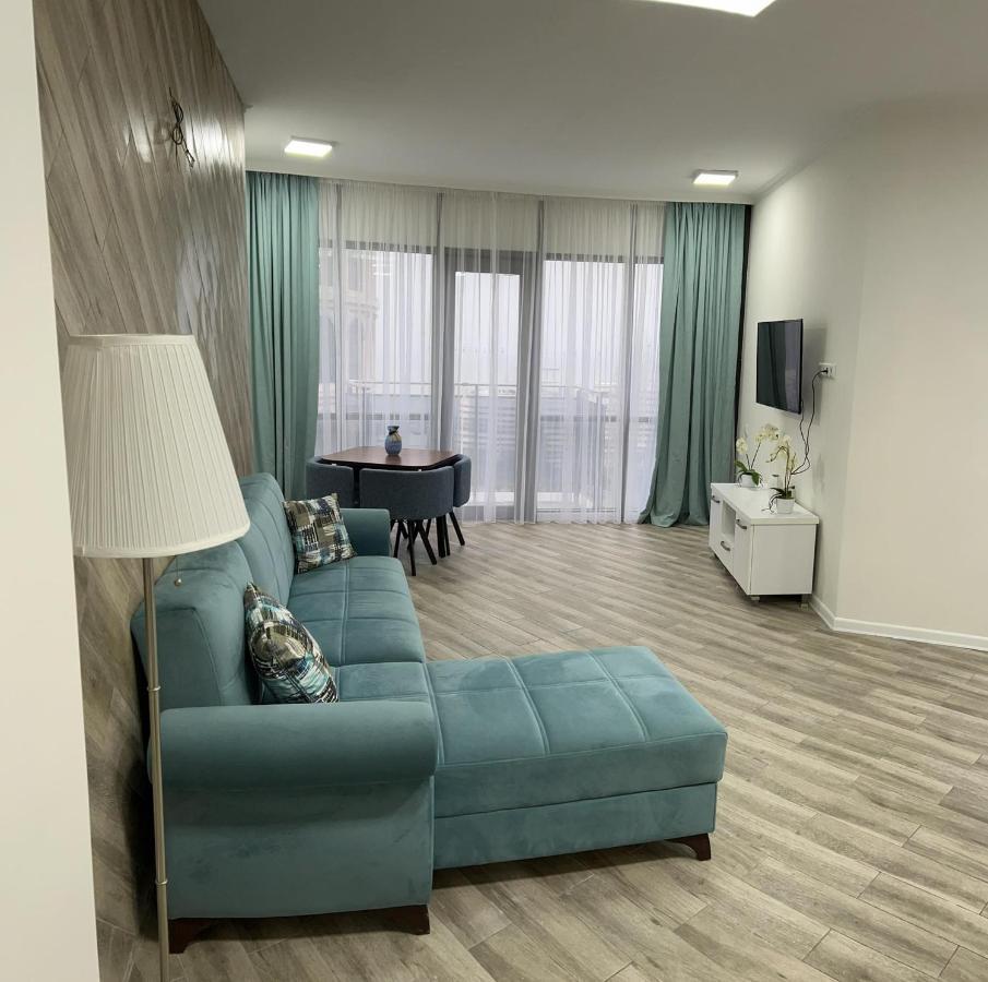 Holiday Lux Sea Towers באטומי מראה חיצוני תמונה